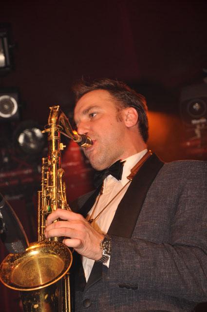 min 2011 12 10 cabaret sauvage 459